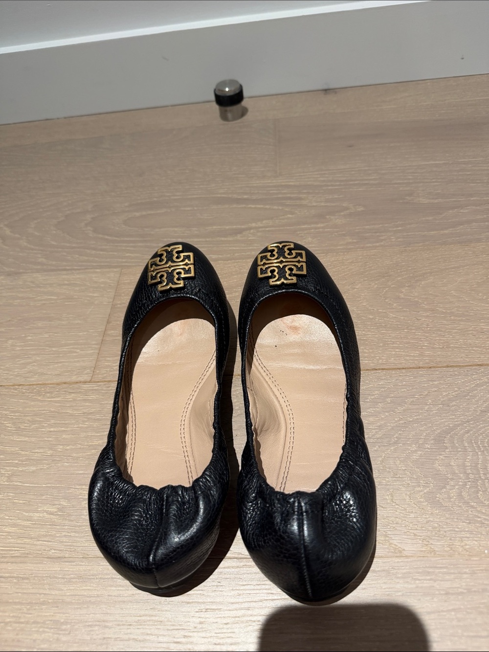 Tory Burch Black Leather Ballet Flats with Gold Logo Medallion